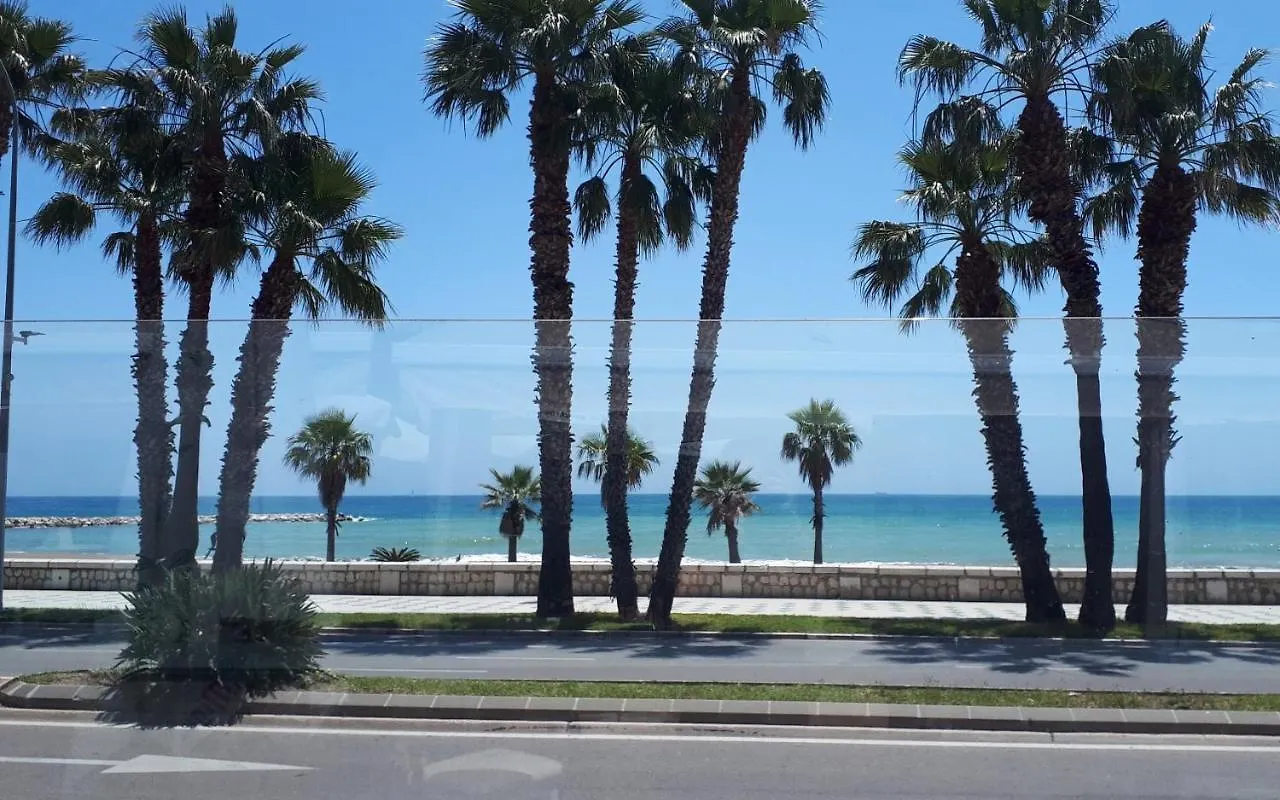 Hostel Bellavista Playa Málaga Spagna